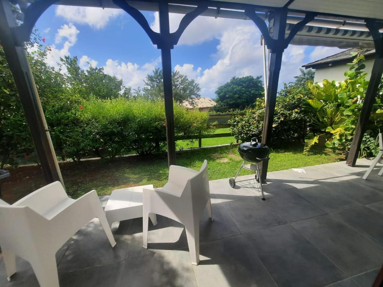 5 Min Plage T2 Ideal Pour Retraites/Jeune Couple Sainte-Luce Exterior photo